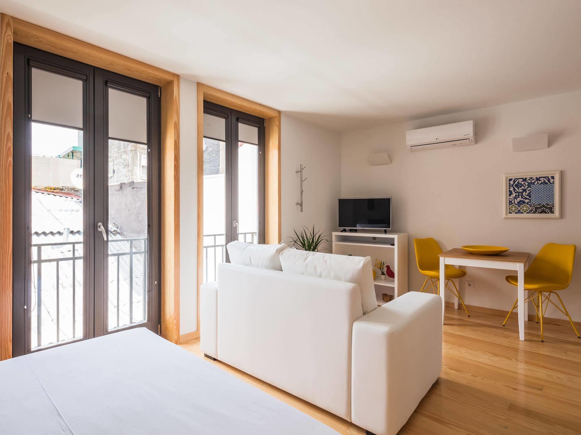 Insitu Trindade By Guestify Apartment Порто Екстериор снимка